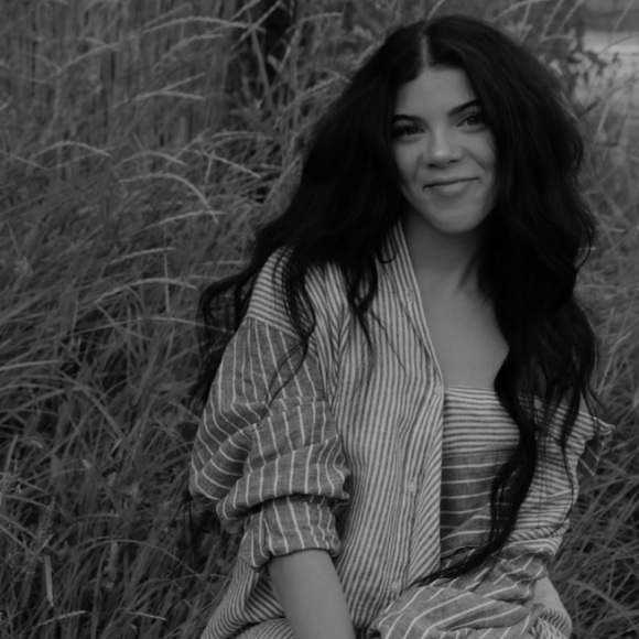 Meet your Posher, Kaliyah - Picture 1 of 1